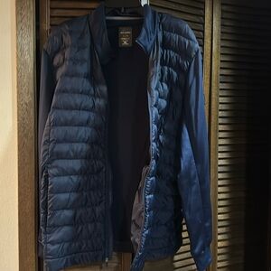 Man, navy blue, Greg Norman, XXL, repel water jacket.